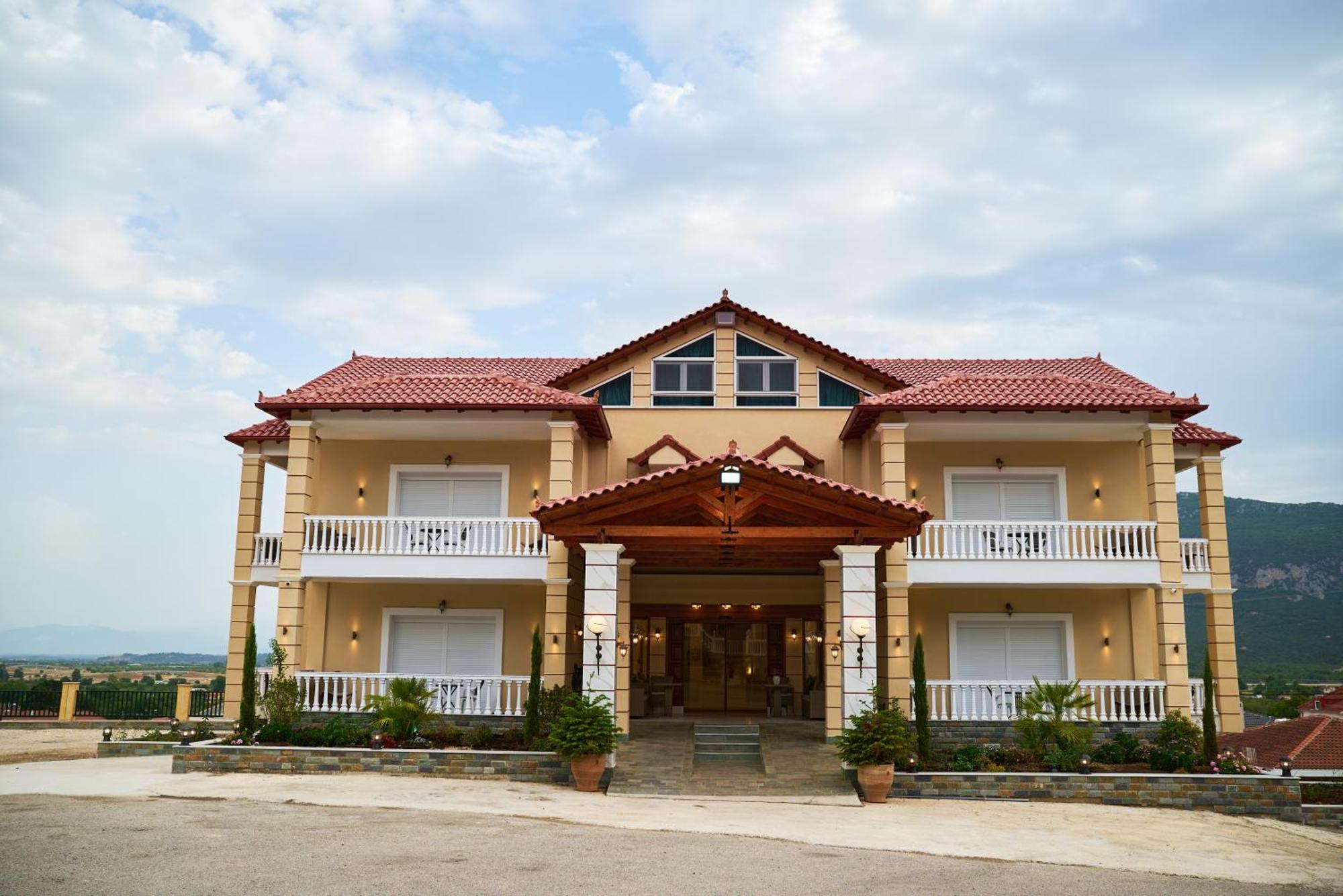 Famissi Suites 1 Калампака Экстерьер фото